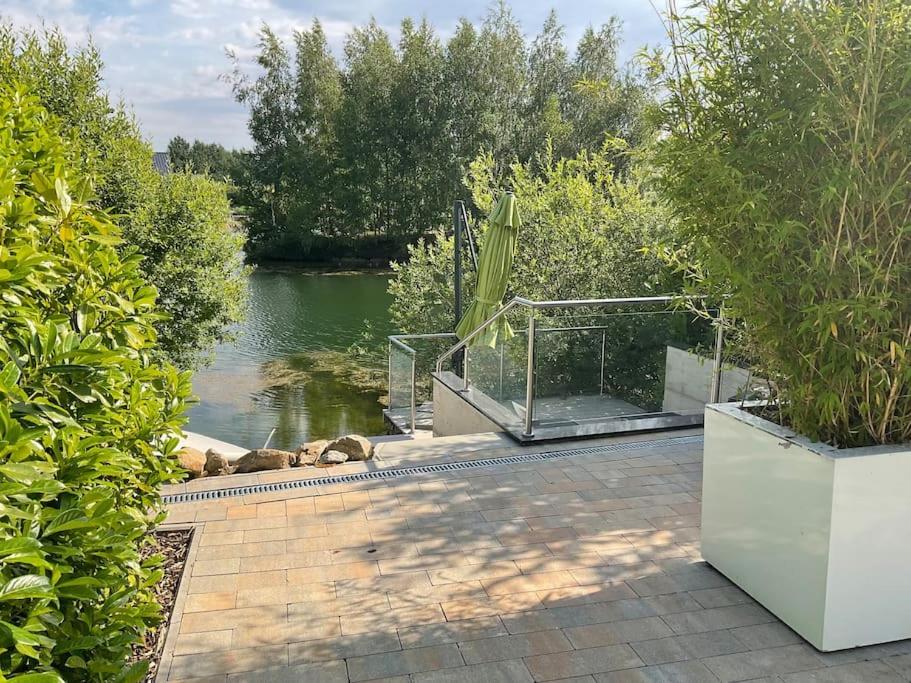 Ferienhaus Am Luenner See エクステリア 写真